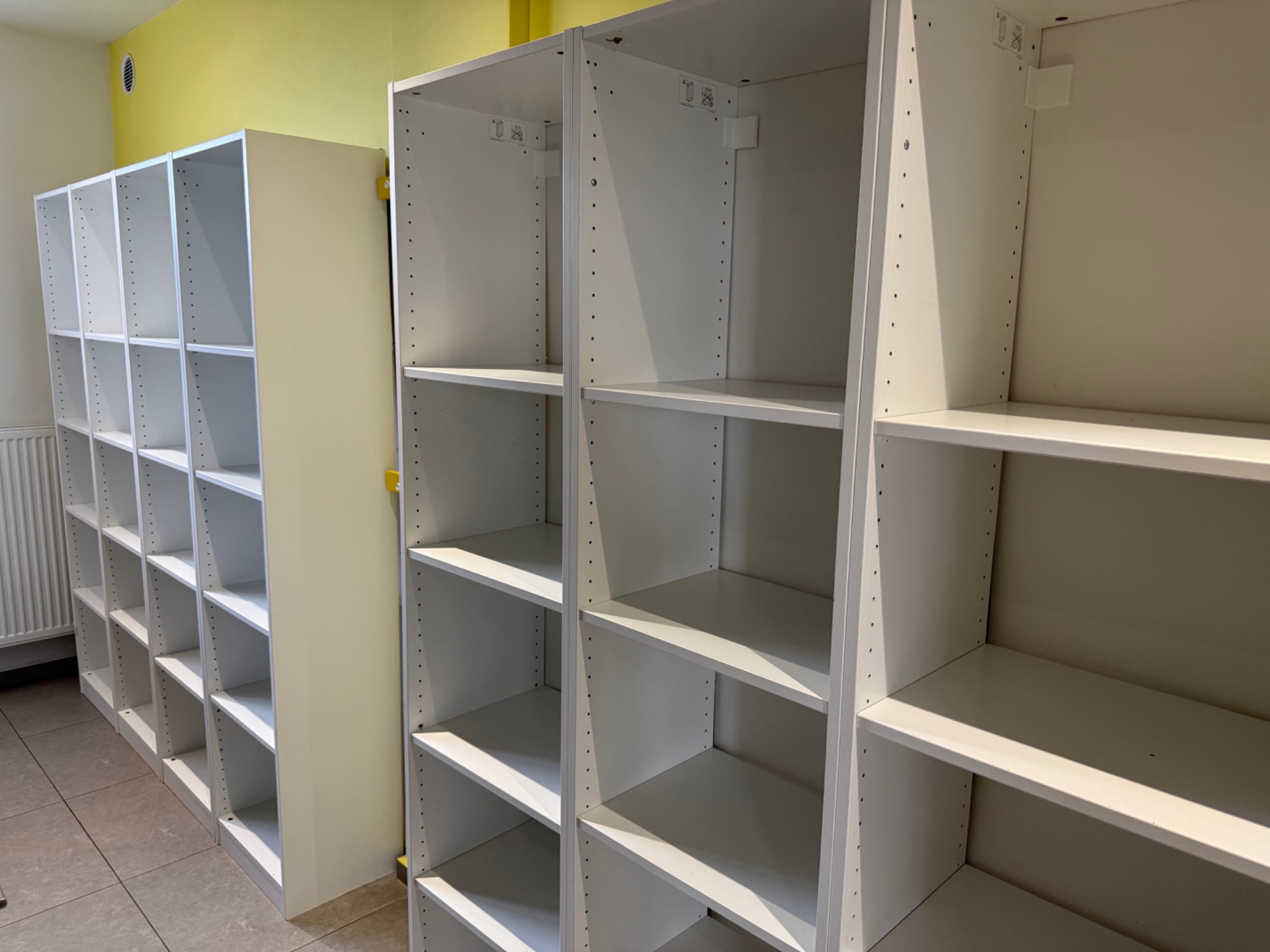 Montáž šatny IKEA